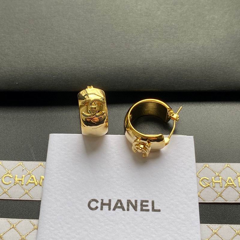 Chanel Earring 04yxs470